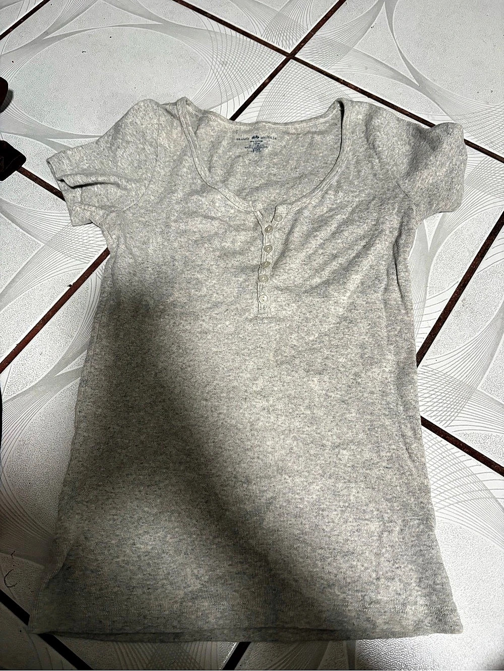 Brandy Melville Zelly Top Sleeve Henley Gray Small